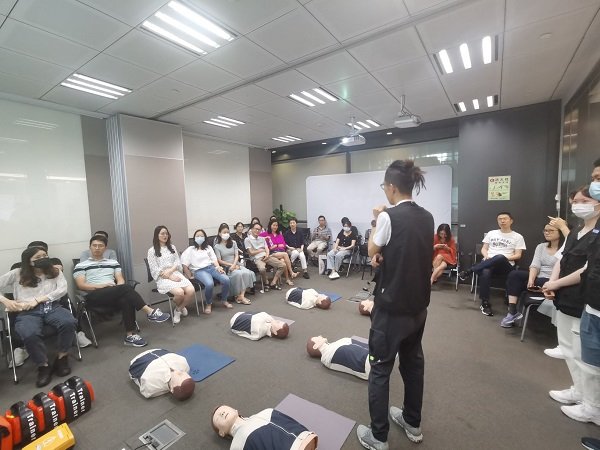 守护生命，从心开始 ▎凯丰恒信举办AED急救技能培训